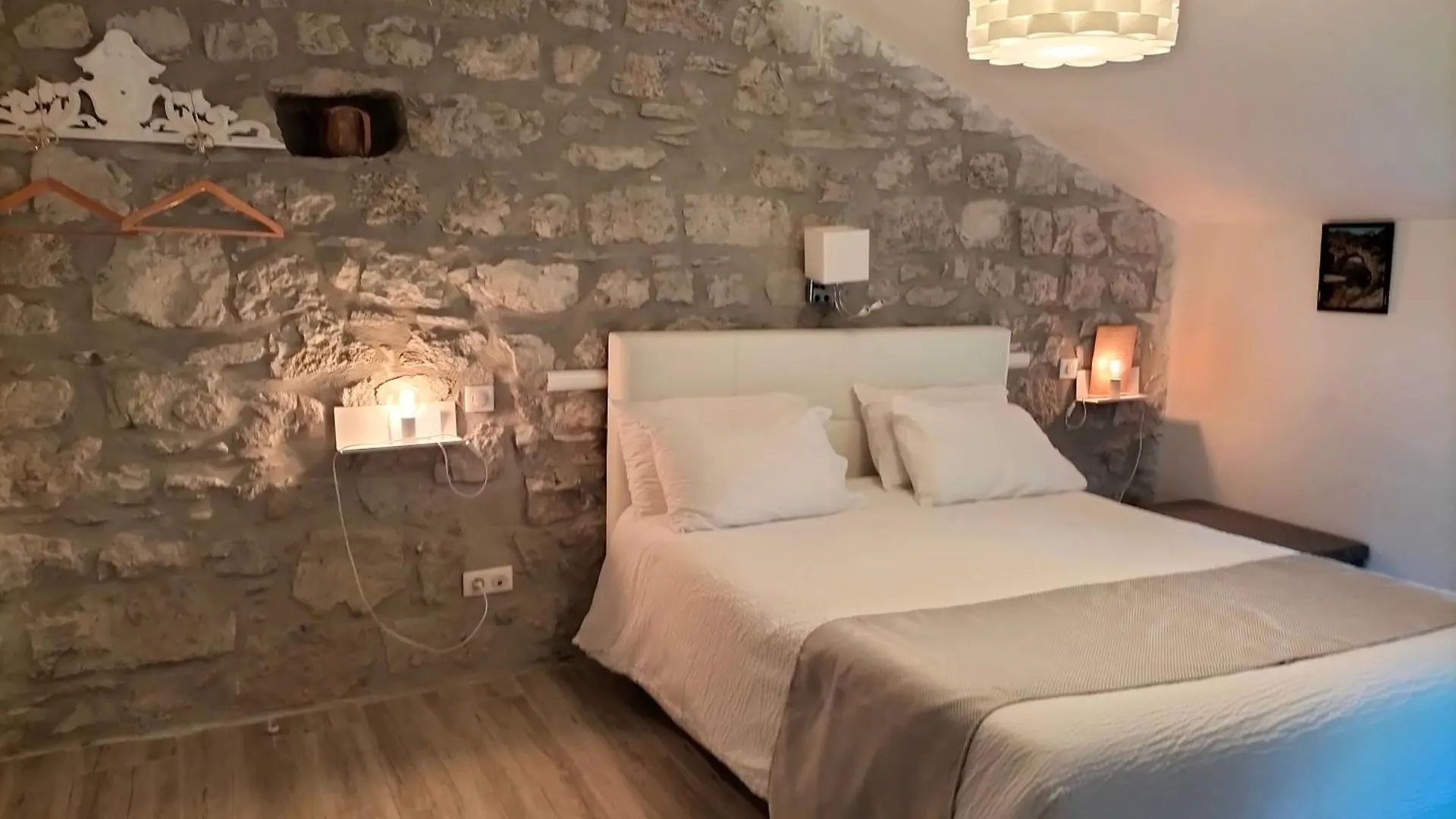 B&B Chambres D'Hotes La Maison De Mon Pere Saint Alban Auriolles