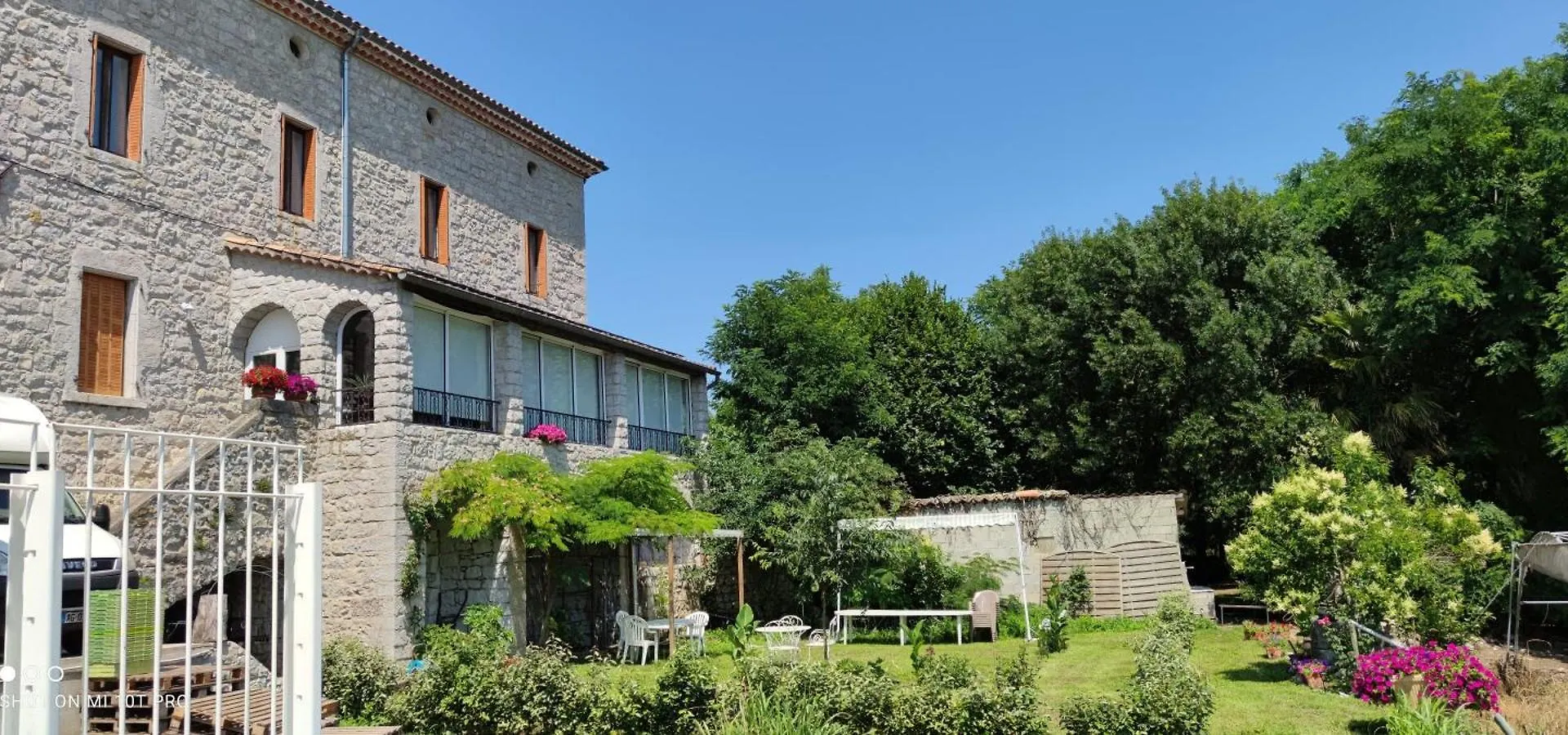 B&B Chambres D'Hotes La Maison De Mon Pere Saint Alban Auriolles 프랑스